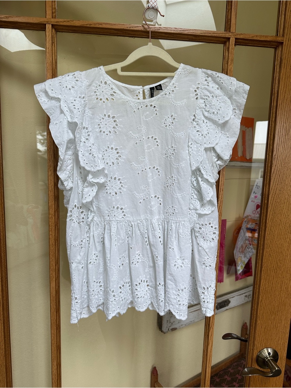 Versona White Eyelet Ruffle Sleeve Peplum Top